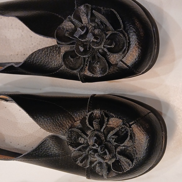 Black Leather Slip-On Moccasin - Picture 2 of 5